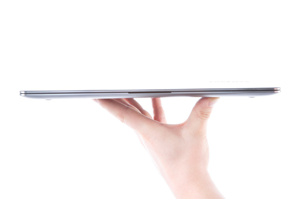 Đánh giá Samsung Series 9 thế hệ 2