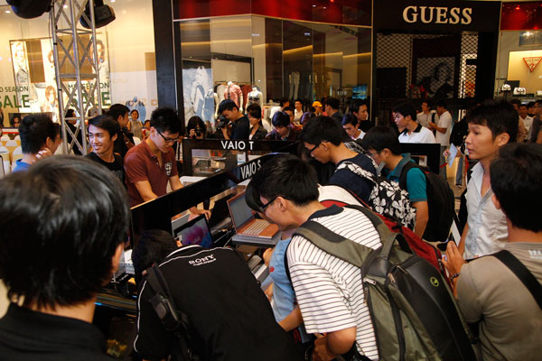 ra mắt sony ultrabook