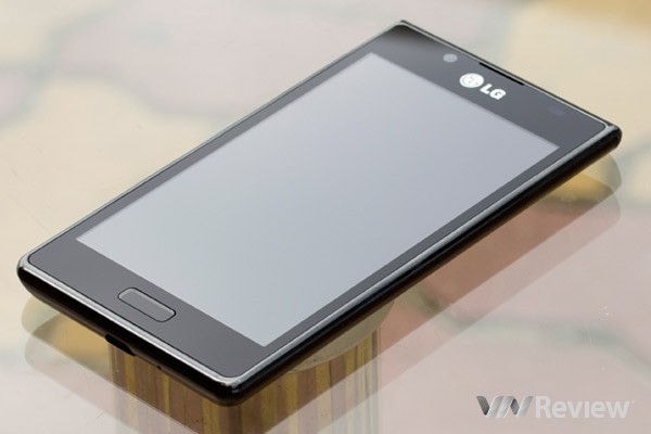 LG Optimus L7