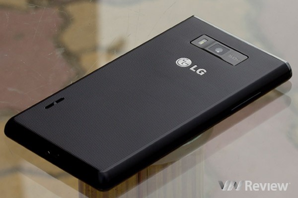 LG Optimus L7