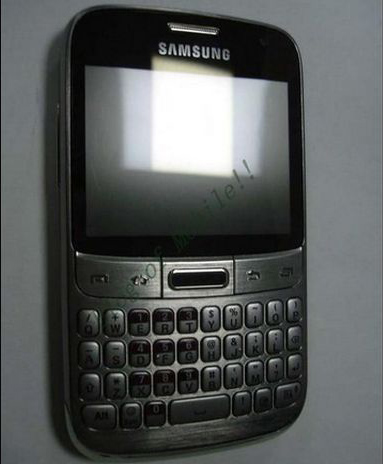 Mặt trước M Pro