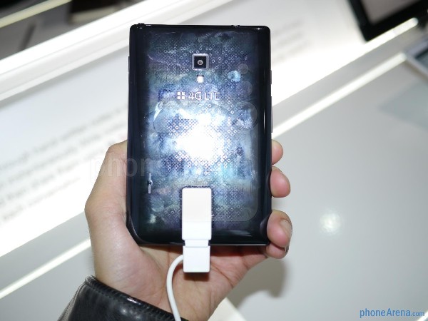 lg optmus vu ii back