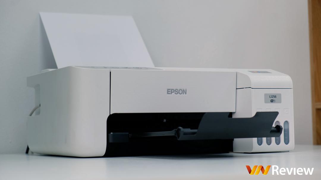 Mình đã mua máy in Epson EcoTank L1256 để dùng riêng tại nhà, và đây là lý do bạn cũng nên làm vậy