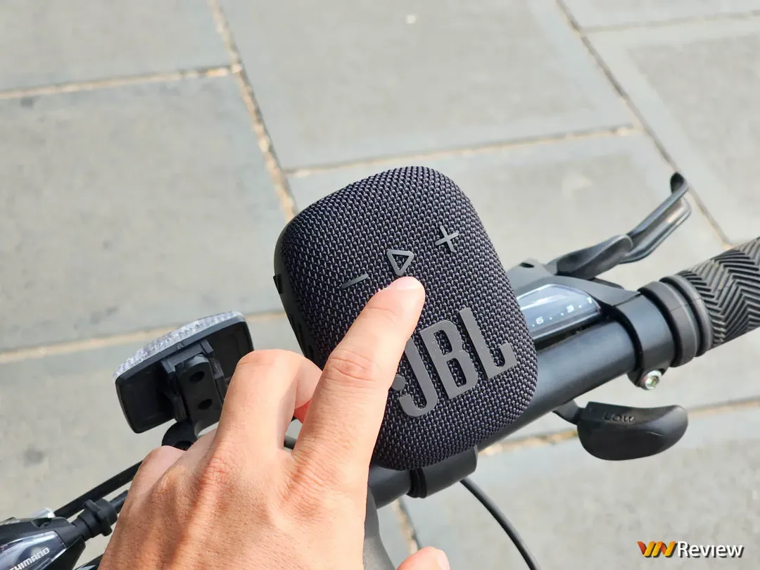 Đánh giá JBL Wind 3S: loa bluetooth “hàng thửa” cho người thích nghe nhạc khi đi xe đạp, xe máy