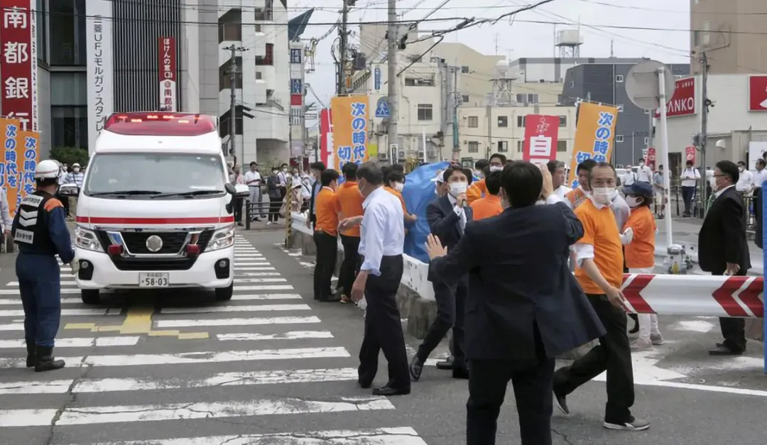 Vụ ám sát ông Shinzo Abe đặt câu hỏi về công tác bảo vệ yếu nhân ở Nhật Bản