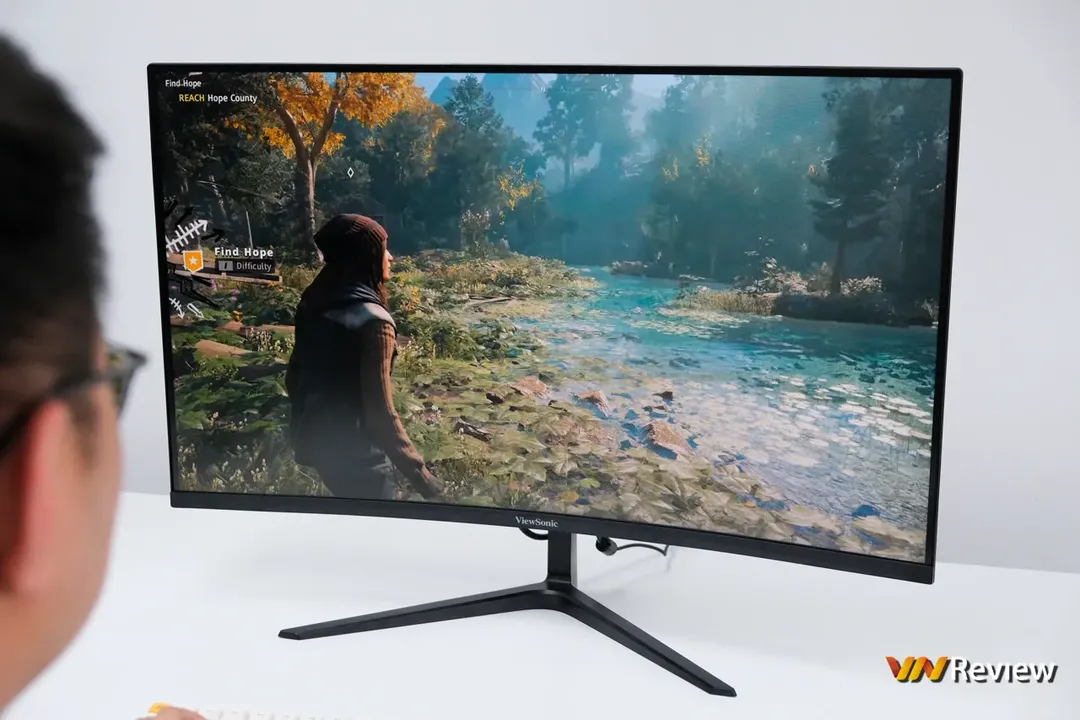 Đánh giá ViewSonic VX3219-PC-MHD: Màn hình cong tần số quét cao giá “mềm” cho game thủ