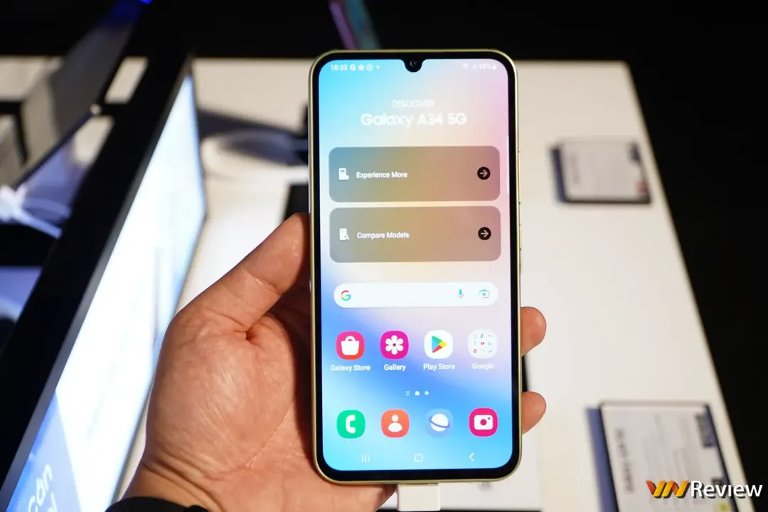 Samsung ra liền lúc Galaxy A54 5G, A34 5G và A14 LTE tại Việt Nam: điện thoại chiến game mặt lưng phong cách S23, tuyên bố pin có thể lên đến hơn hai ngày