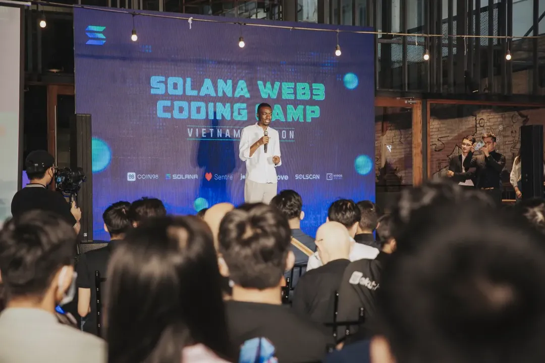 Công bố kết quả cuộc thi lập trình “Coding Camp - Phá băng web 3.0 với Solana”