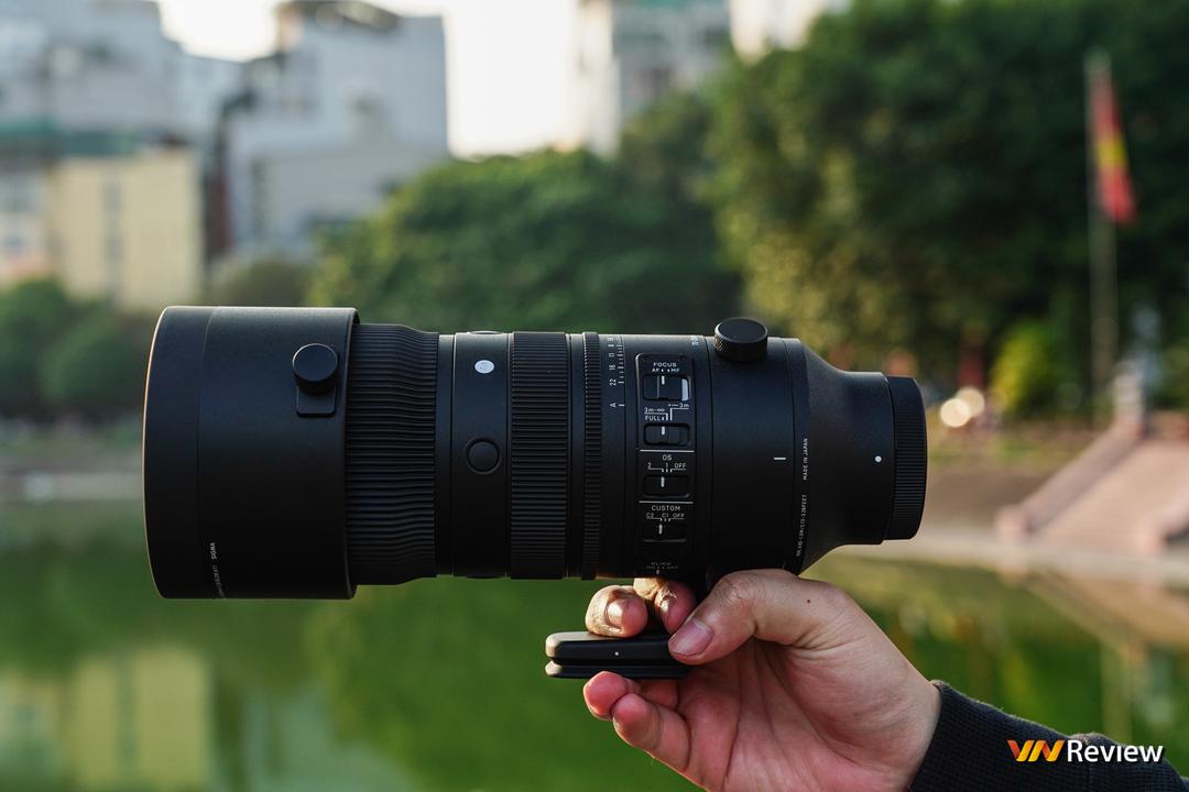 Trên tay nhanh phiên bản thương mại ống kính Sigma 70-200mm F2.8 DG DN OS Sports cho Sony: Mức giá tốt, nhưng nhiều điểm cần cải thiện