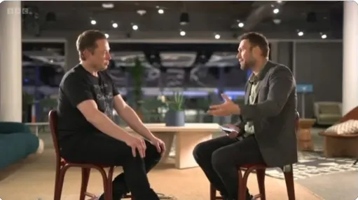 Elon Musk tra tấn phóng viên BBC, vạch trần BBC "tiêu chuẩn kép"