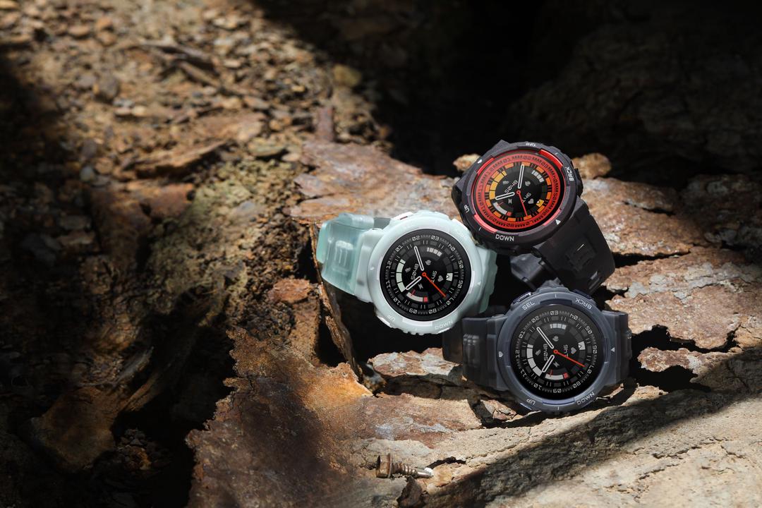 Amazfit Active Edge ra mắt Việt Nam: độ bền chuẩn quân đội, chống nước 100 mét, pin 16 ngày, có cả AI hỗ trợ tập luyện