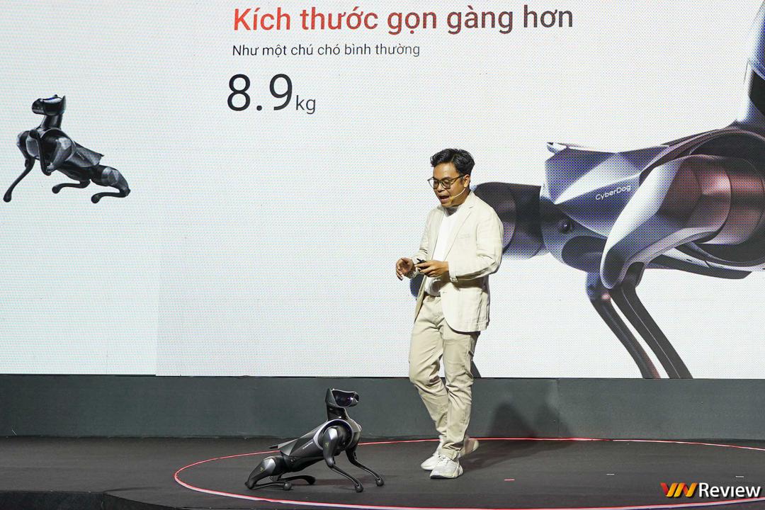 Xiaomi bất ngờ mang chó robot CyberDog 2 trình diễn tại Việt Nam