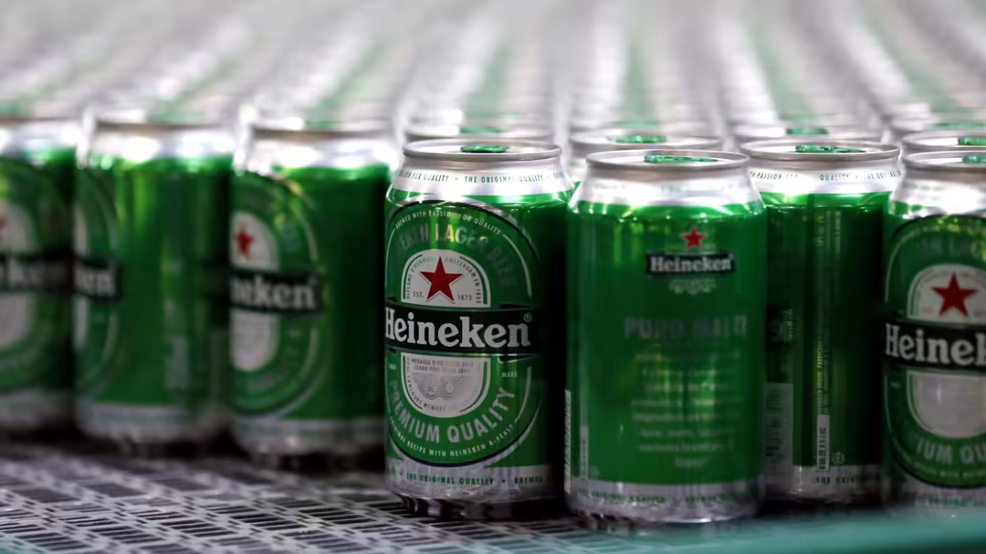 Heineken hạ mục tiêu tăng trưởng do người Việt đang khó khăn, bớt uống bia