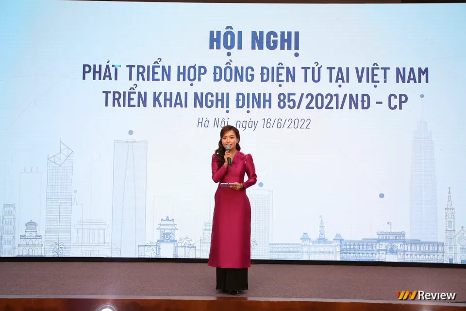 Hợp đồng điện tử thay đổi cách người dân và doanh nghiệp giao dịch