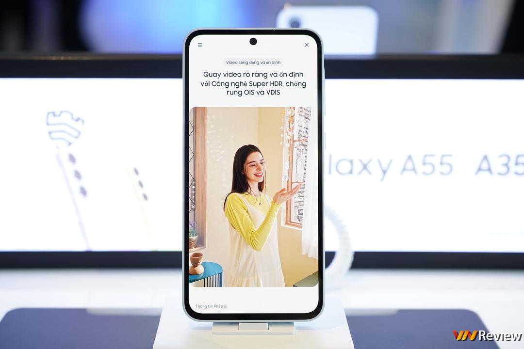 Samsung bước vào cuộc chiến smartphone tầm trung 2024 tại Việt Nam với Galaxy A55 và A35 5G, nhiều điểm thừa hưởng từ S24, mở bán từ ngày 22/3