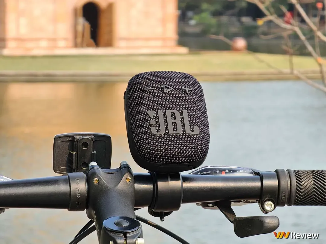 Đánh giá JBL Wind 3S: loa bluetooth “hàng thửa” cho người thích nghe nhạc khi đi xe đạp, xe máy