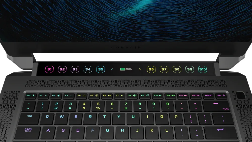 Đây là laptop gaming đầu tiên của Corsair: trang bị sẵn bàn phím cơ, có Touch Bar như MacBook