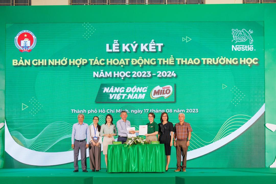 Nestlé MILO tiếp sức “thế hệ ý chí” với gần 3 triệu hộp MILO nhân ngày tựu trường