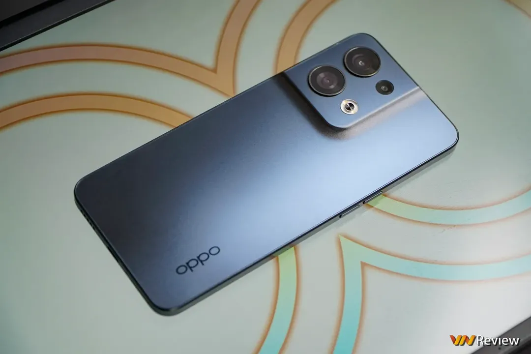 Đánh giá Oppo Reno8 5G: smartphone cho người trọng thiết kế, camera và sạc nhanh