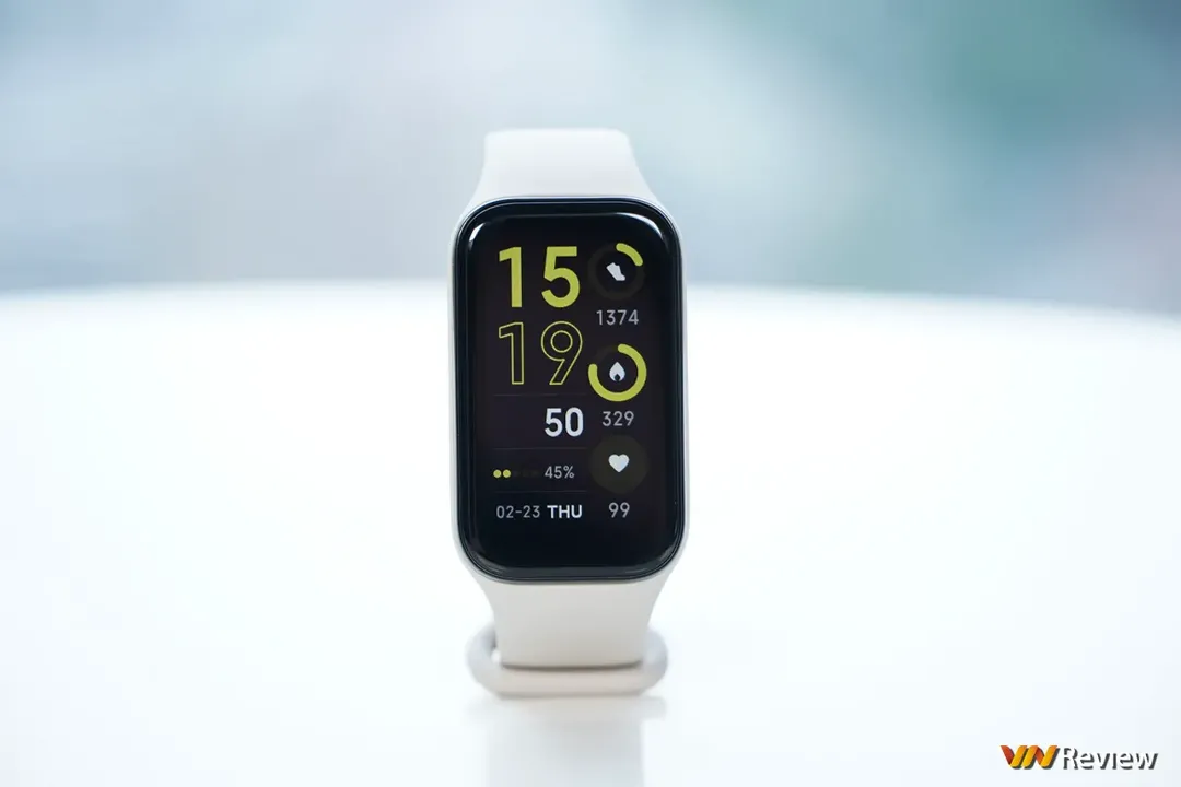 Đánh giá Redmi Smart Band 2: vòng đeo 790 nghìn đồng dáng như smartwatch, mỏng nhẹ, thời trang, thông minh vừa phải