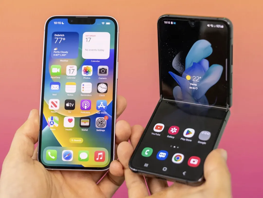 Yên tâm đi Samsung, có lý do Apple sẽ không ra iPhone màn hình gập