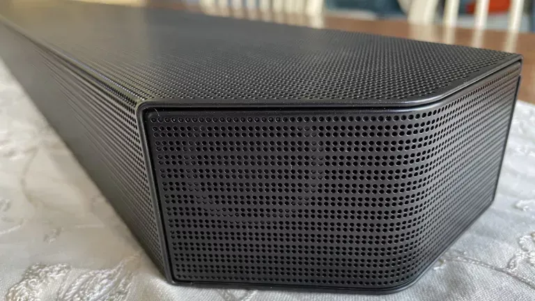 4 loa soundbar và loa tháp nổi bật của Samsung năm 2022