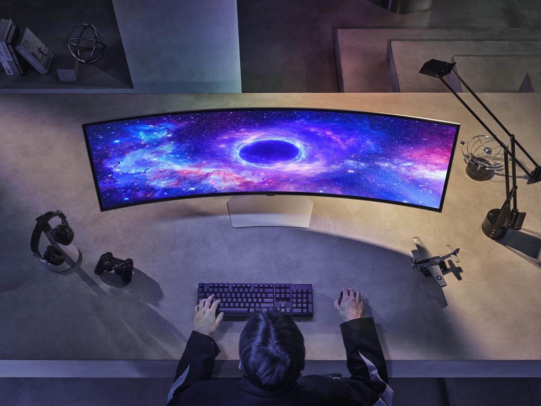 Samsung Odyssey OLED G9 ra mắt toàn cầu: “trùm cuối” màn hình OLED chuyên game, 49 inch, 32:9, cong 1800R, Dual QHD, 240Hz, 0.03ms