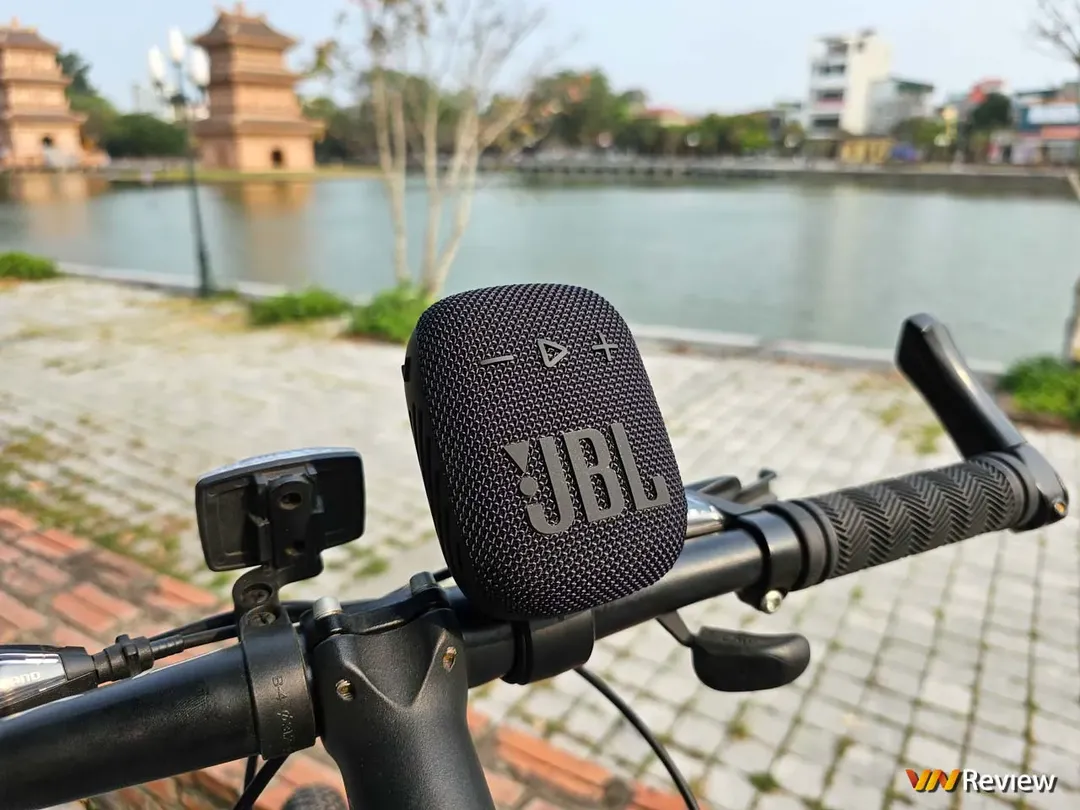 Đánh giá JBL Wind 3S: loa bluetooth “hàng thửa” cho người thích nghe nhạc khi đi xe đạp, xe máy