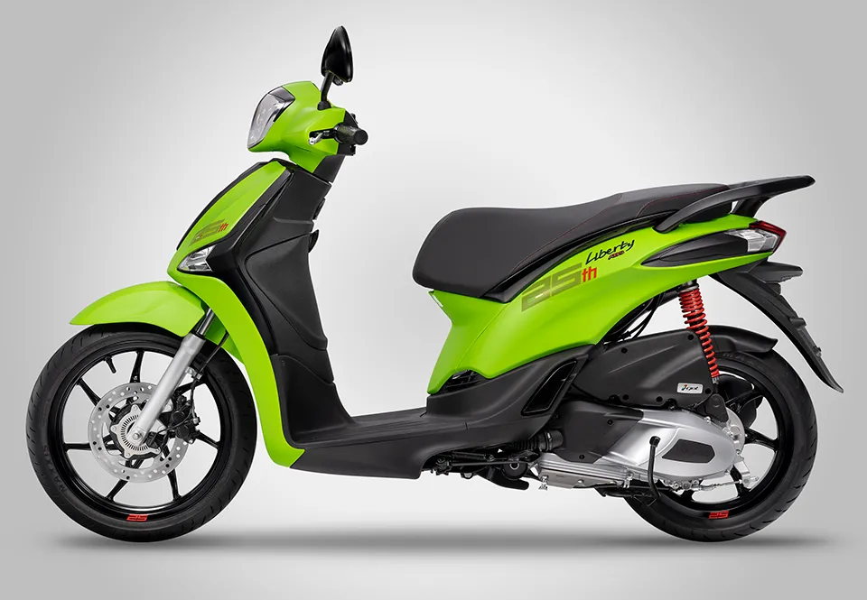 Piaggio Việt Nam ra mắt Liberty bản đặc biệt màu xanh bơ, giá 60.7 triệu đồng