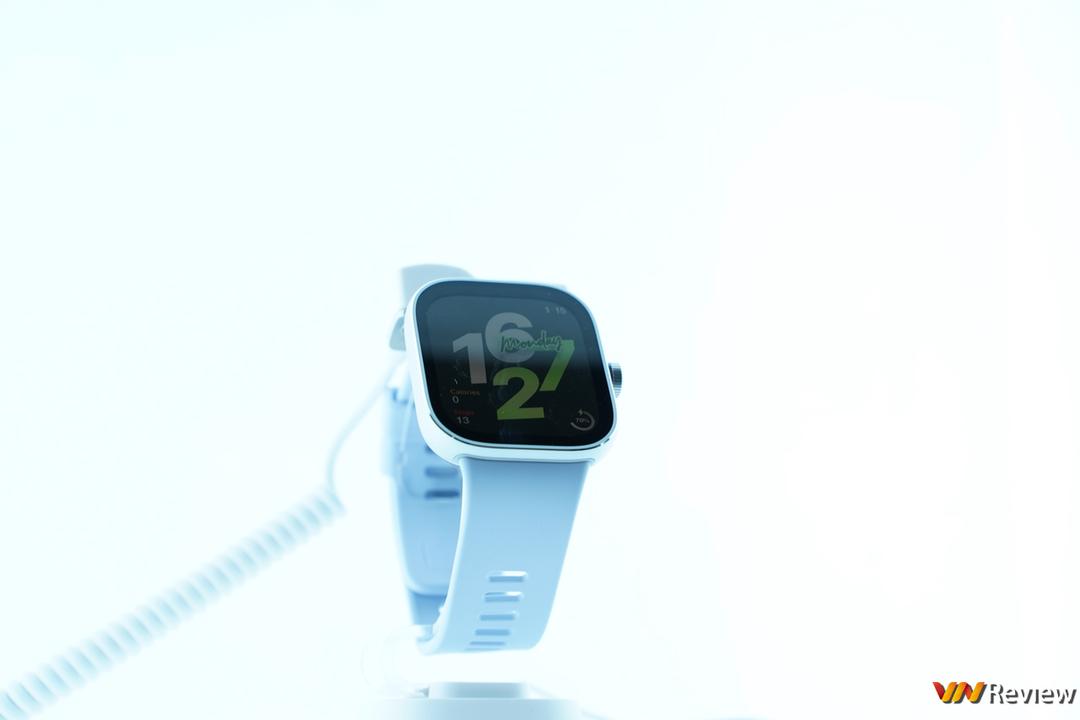 Xiaomi Redmi Watch 4 ra mắt: smartwatch vuông vắn màn hình lớn, pin 20 ngày, hơn 150 chế độ thể thao, giá chỉ từ 2,39 triệu đồng