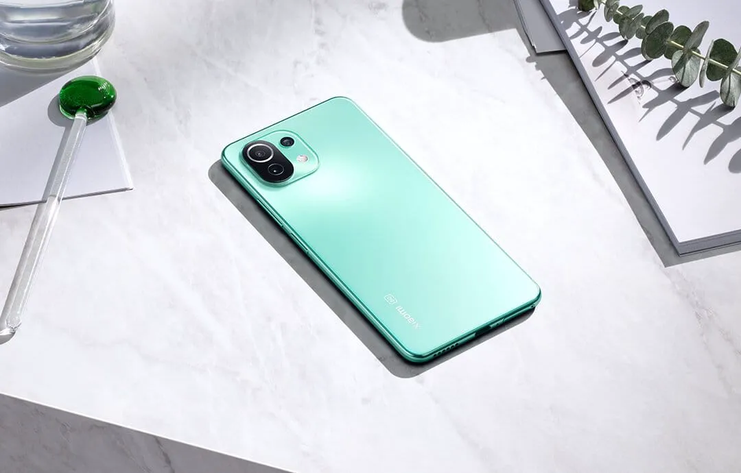 Xiaomi 11 Lite 5G NE có thêm bản màu xanh bạc hà tại Việt Nam, ưu đãi giảm 1 triệu đồng 