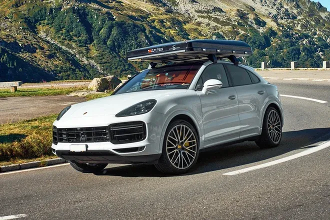 Porsche triệu hồi hơn 1.000 chiếc Cayenne vì lỗi lắp ráp