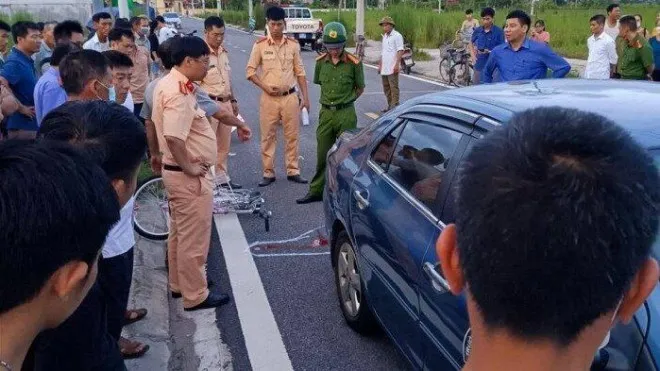 Thầy dạy lái bị khởi tố trong vụ học viên tập lái tông chết người ở Nam Định đối mặt với mức án nào?