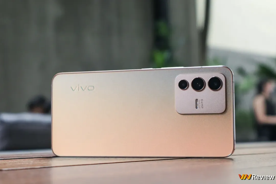 Đánh giá vivo V23 5G: chiếc iPhone chạy Android chụp selfie đẹp