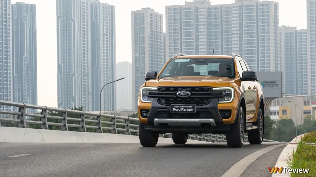 Ford Việt Nam tặng vàng, ưu đãi 100% lệ phí trước bạ cho khách mua xe