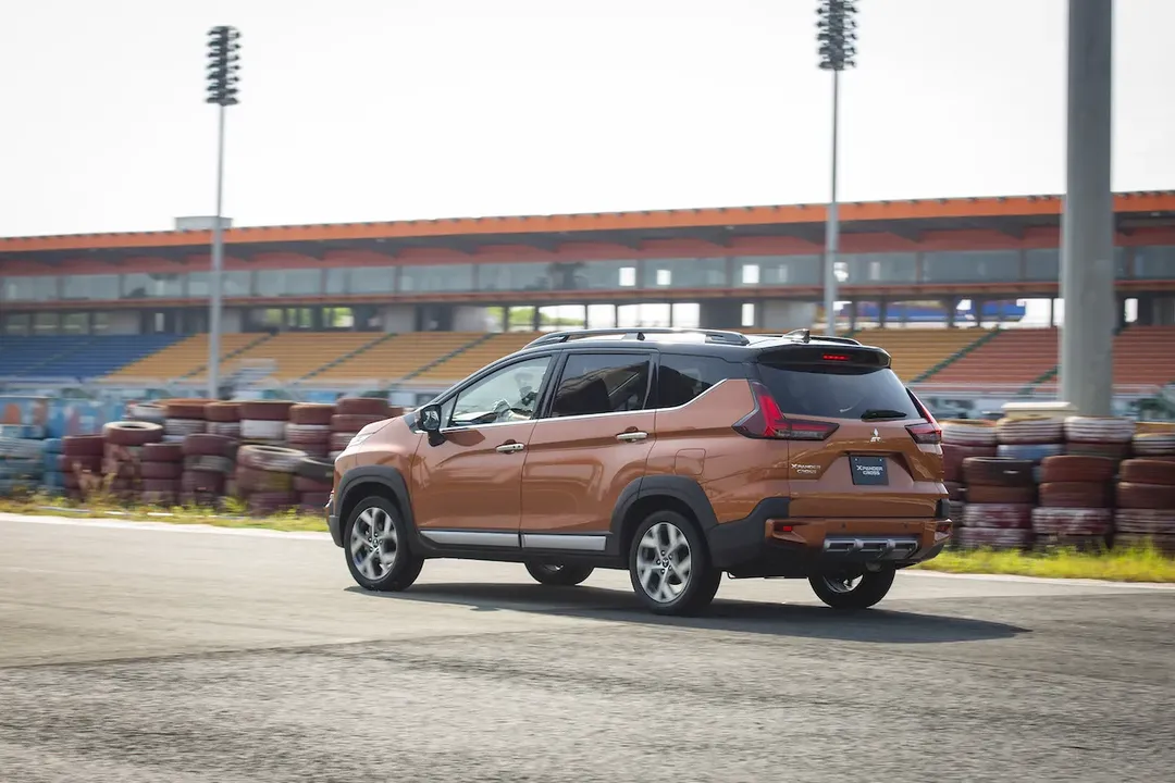 Cận cảnh Mitsubishi Xpander Cross 2023: Tăng trang bị, giá gần 700 triệu đồng