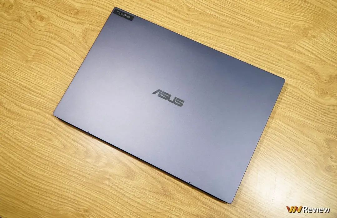 Đánh giá Asus ExpertBook B5 2022: nhiều nâng cấp cho doanh nghiệp "gãi đã chỗ ngứa"