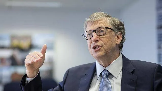 Bill Gates đáp trả việc ngừng đào tạo AI: không thể giải quyết thách thức hiện tại 