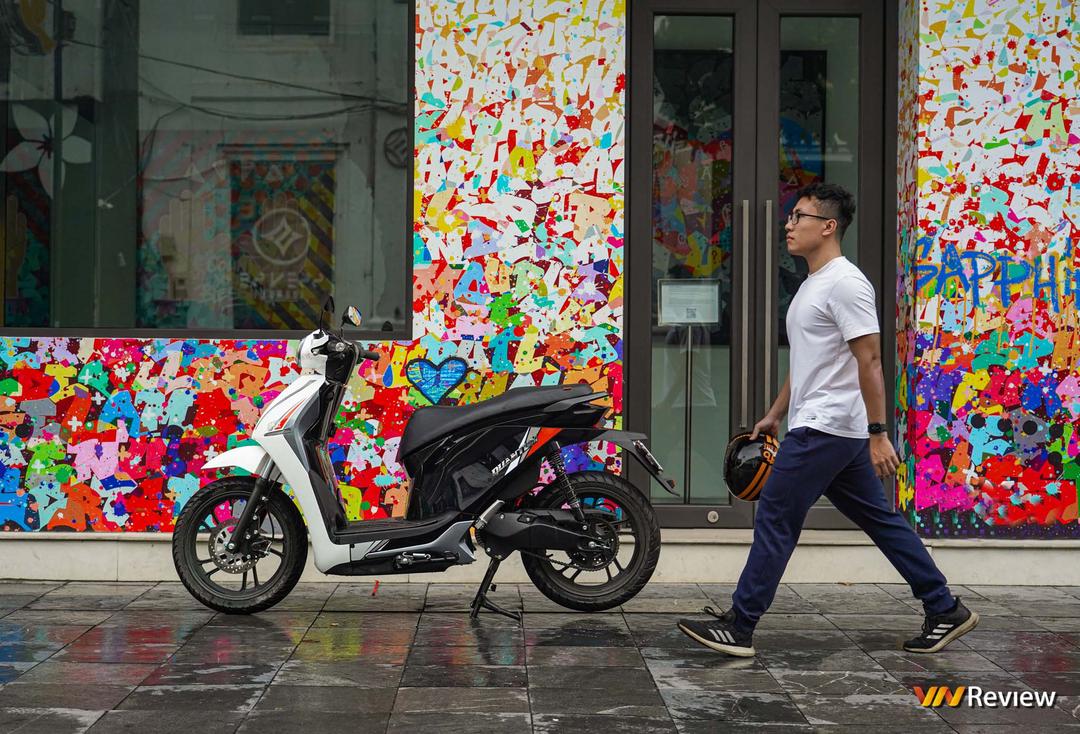 Đánh giá chi tiết Dat Bike Quantum: Món ngon trong phân khúc xe máy điện