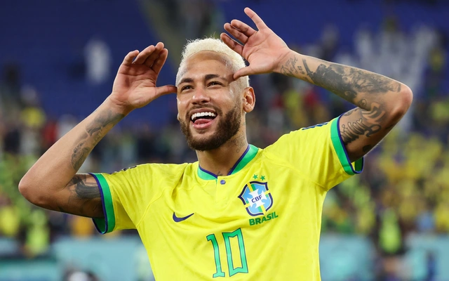 Không trả tiền tăng ca và thưởng ngày lễ, không đóng bảo hiểm y tế, Neymar bị đòi bồi thường 10 tỷ đồng