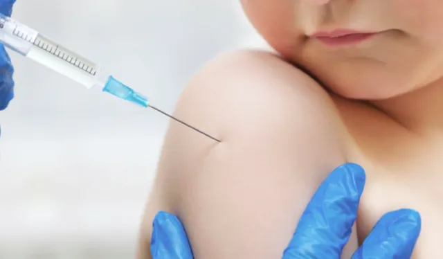 Rà soát, thống kê trẻ từ 6 tháng - dưới 5 tuổi để lên kế hoạch tiêm vaccine COVID-19