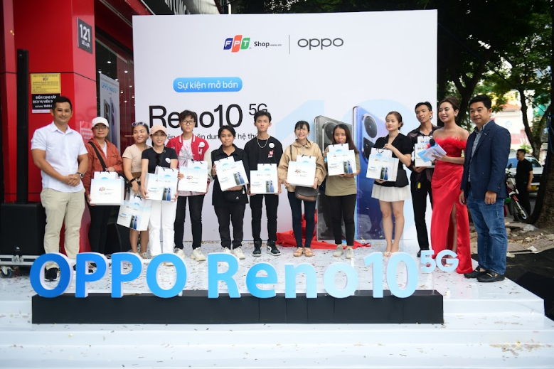 OPPO Reno10 5G 256GB đã có quầy trải nghiệm và được bán tại hệ thống FPT Shop, quà tặng đến 15 triệu đồng