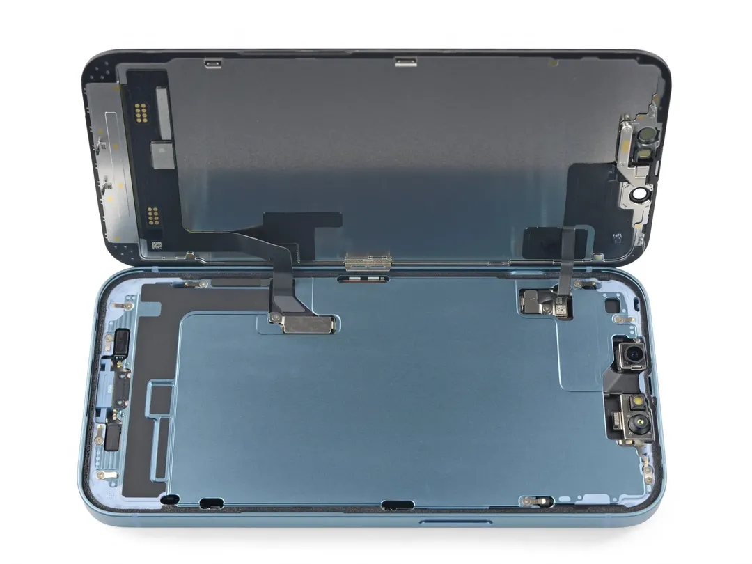 iFixit: iPhone 14 được thiết kế lại bên trong, dễ sửa nhất từ trước đến nay