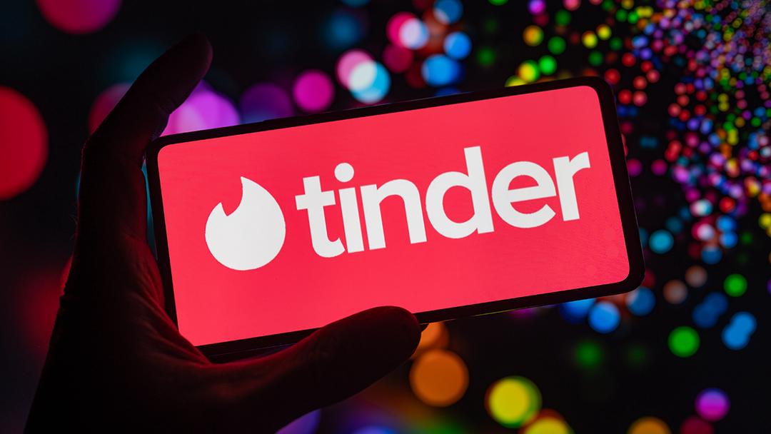 Tinder giới thiệu tính năng cảnh báo mới giúp tăng cường trải nghiệm hẹn hò an toàn cho người dùng