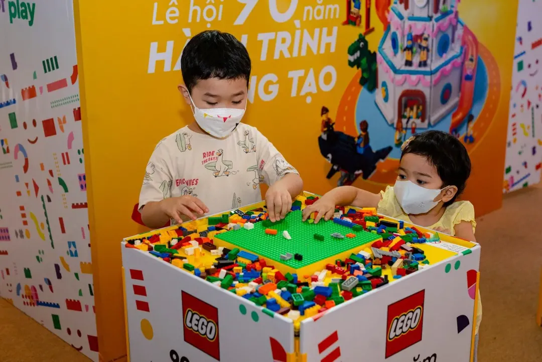 LEGO kỷ niệm 90 thành lập, trưng bày loạt tác phẩm LEGO do người Việt sáng tạo