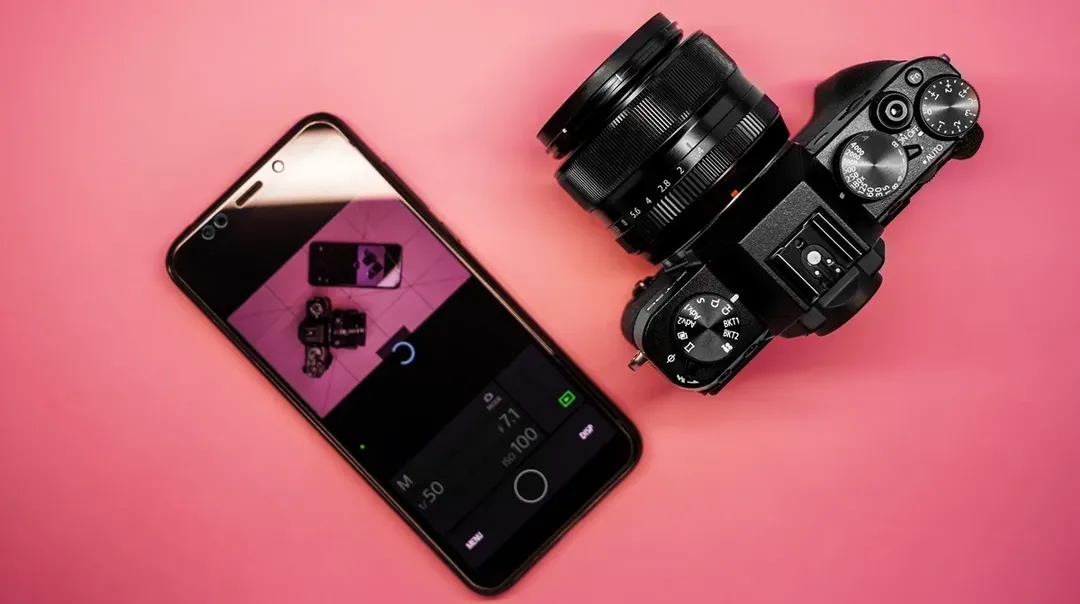 Smartphone lên ngôi, Canon và Nikon xác nhận khai tử DSLR