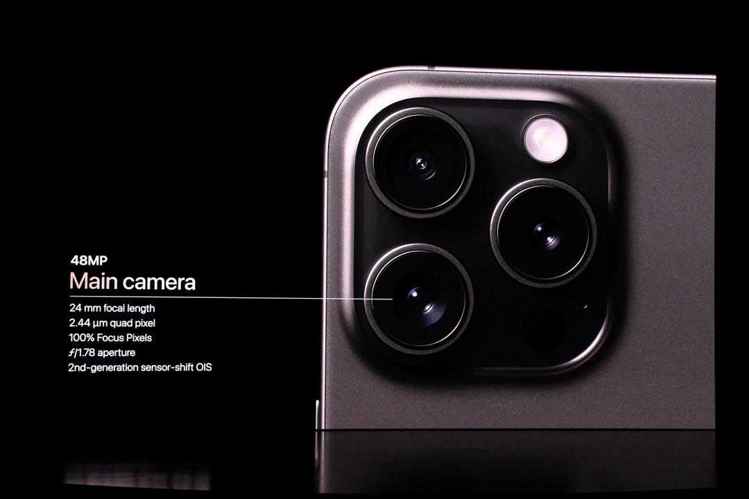 iPhone 15 Pro và iPhone 15 Pro Max trình làng: camera tiềm vọng, khung titan, cổng USB-C, nút Action mới