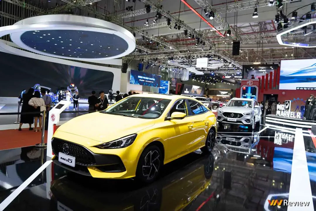 Triển lãm ô tô lớn nhất Việt Nam - Vietnam Motor Show 2022 chính thức khai mạc: hàng loạt xe điện trình làng