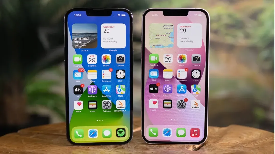 BOE gặp khó, Apple khó thoát phụ thuộc LG và Samsung với iPhone 14