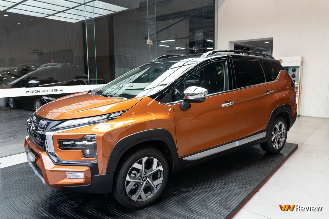 Cận cảnh Mitsubishi Xpander Cross 2023: Tăng trang bị, giá gần 700 triệu đồng